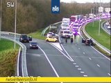 De A27 bij knooppunt Eemnes dicht richting Almere na een ongeval