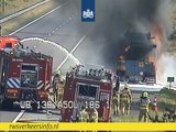 A50 dicht door brandend voertuig