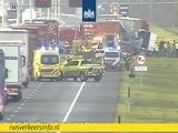 A58 deels dicht na ongeluk met drie vrachtwagens