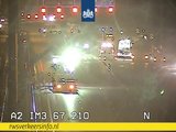 A2 bij Nieuwegein nog uren dicht na ongeluk