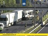 A2 naar Maastricht dicht door ongeluk bij Born