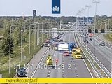 Ongeval op de A50 voor Valburg: weg dicht richting het zuiden
