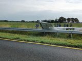 A50 dicht richting Zwolle na noodlanding sportvliegtuig