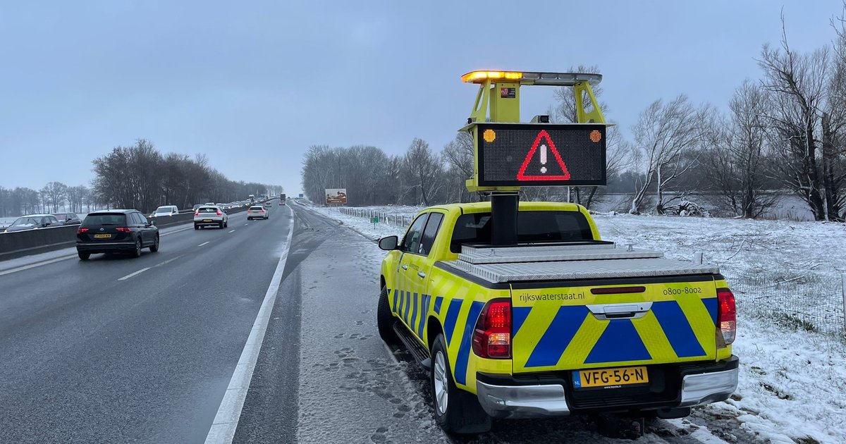 Gladheid Op De Weg: Tips Om Veilig Te Rijden | Rijkswaterstaat ...