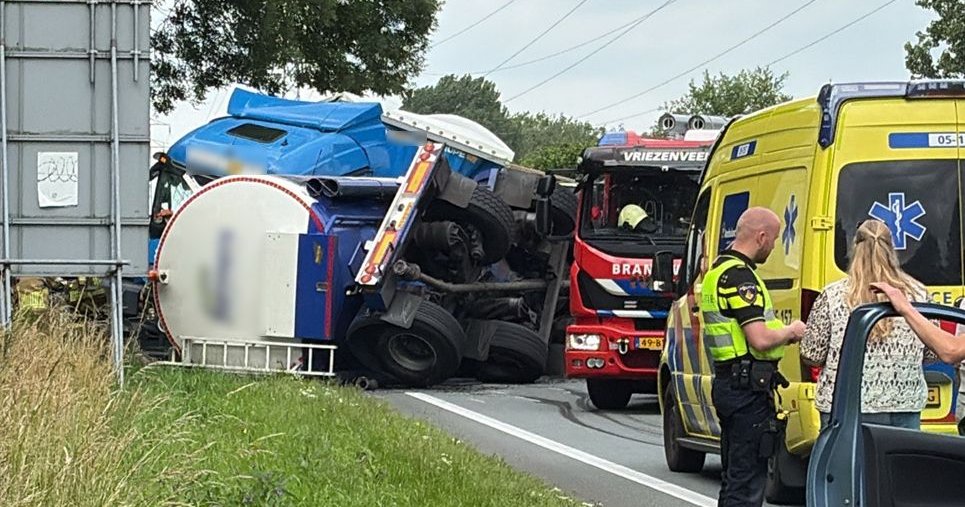N36 dicht na ongeval bij Wierden-Noord