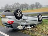 De A58 bij Tilburg dicht door een ongeval met een auto en vrachtwagen