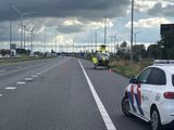 A16 bij knooppunt Galder dicht na ongeval met motor