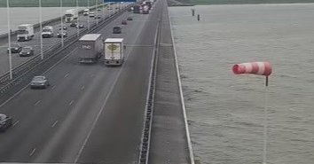 Code Rood Poly LIVEBLOG: Code rood vanwege storm Poly | Rijkswaterstaat Verkeersinformatie