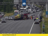 A16 dicht bij knooppunt Ridderkerk na ongeval