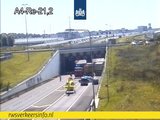 Ongeluk bij het Ringvaart-Aquaduct (A4) richting Den Haag