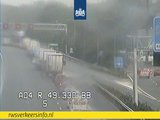 Ongeluk met meerdere voertuigen bij Rijswijk op de A4