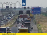 A5 bij knooppunt Raasdorp is dicht na ongeval