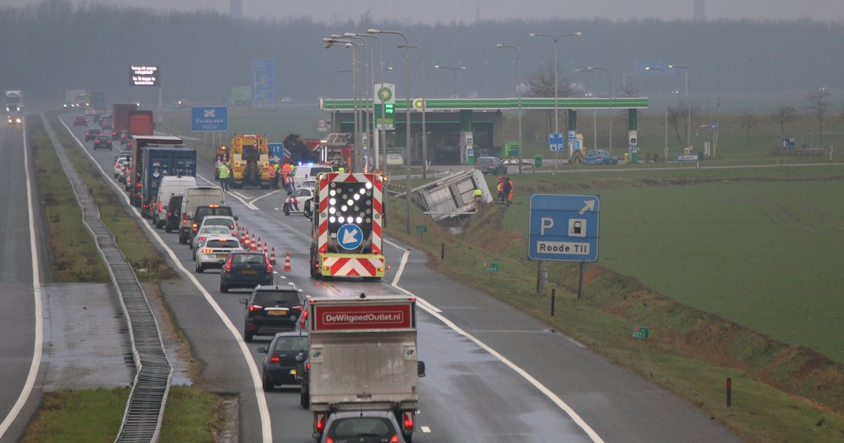 Ongeluk met vrachtwagen A7 ter hoogte van Scheemda dicht Rijkswaterstaat Verkeersinformatie