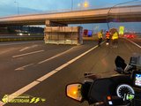Container valt op de weg: A9 bij knooppunt Badhoevedorp dicht