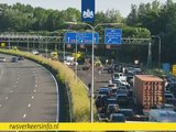 A13 bij knooppunt Ypenburg dicht na ongeval met motorrijder