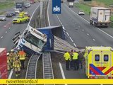 Hinder op de A27 door ongeval met vrachtwagen vlakbij Gorinchem